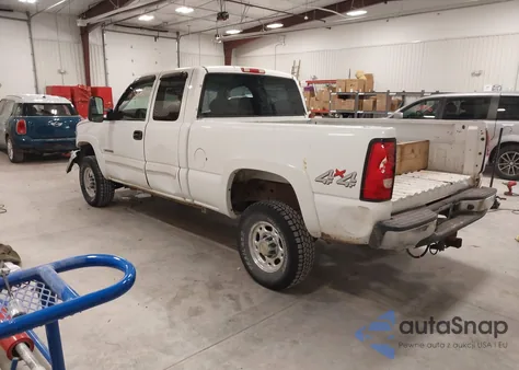 2006 Chevrolet Silverado 2500Hd Lt1 z USA, uszkodzony, nr VIN 1GCHK29U16E152251